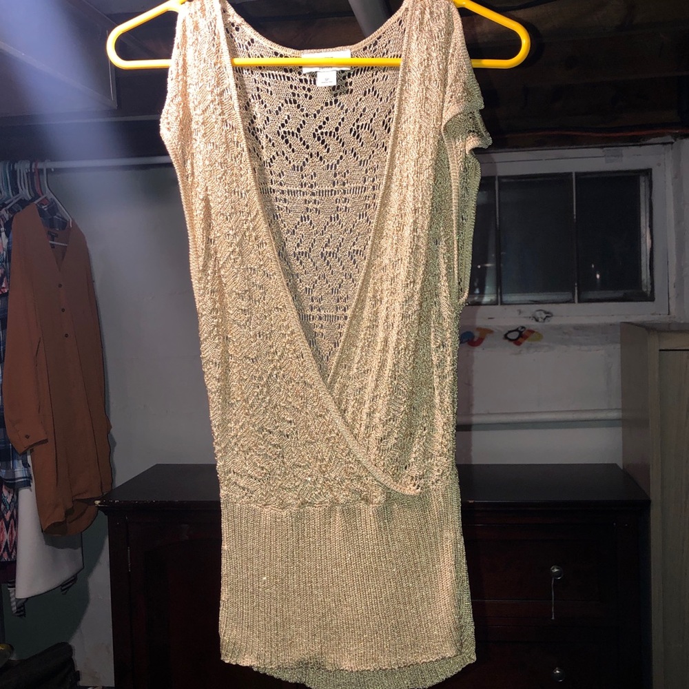 Cache Fitted gold top